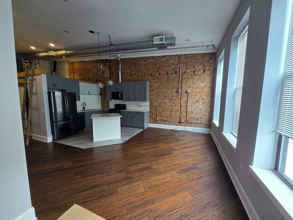 Oklassificerad bild, 1 av 6, knapp