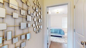 3 habitaciones, tabla de planchar con plancha y wifi gratis 