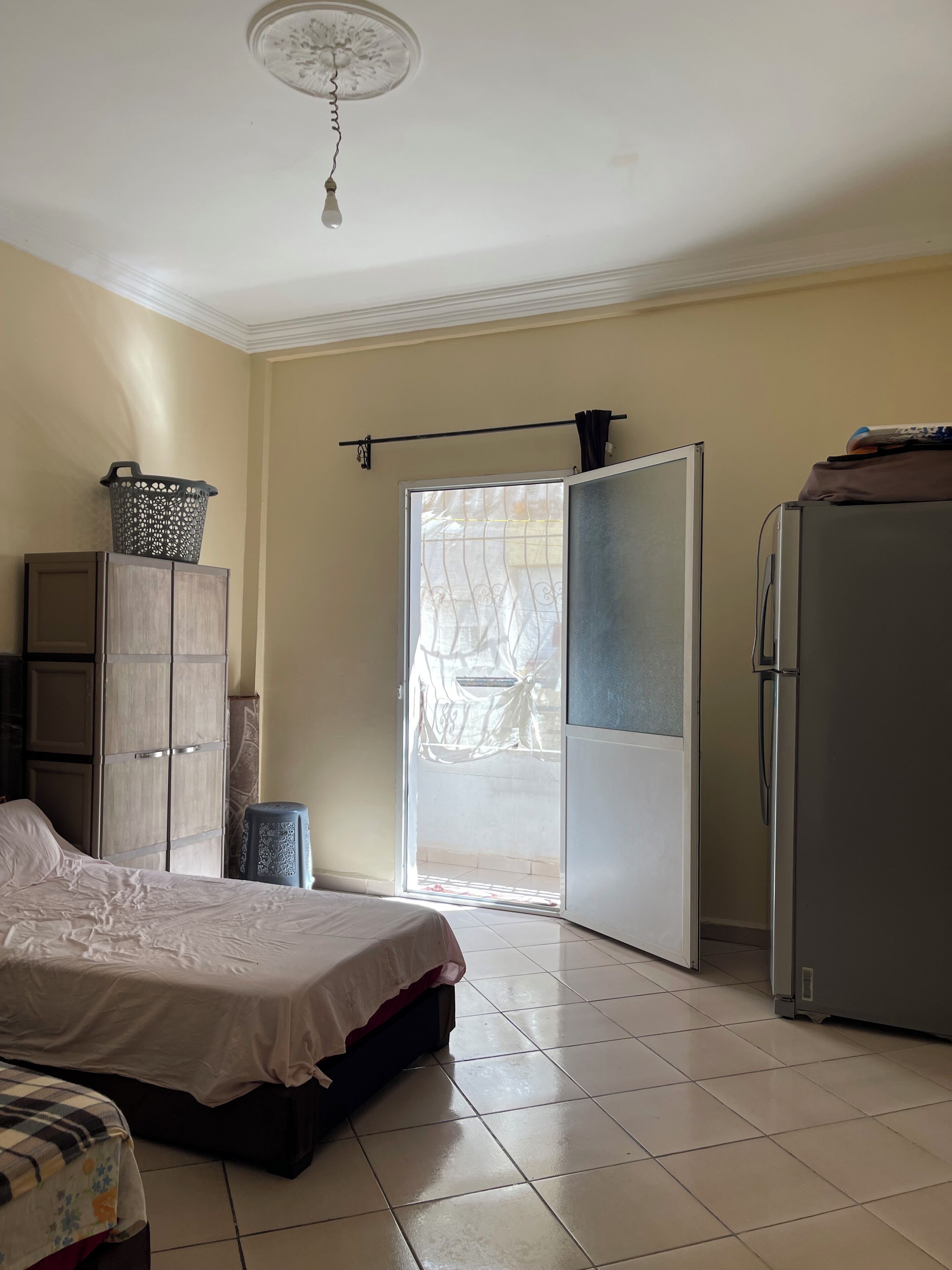 2 多间卧室、WiFi