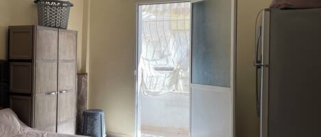 2 多间卧室、WiFi