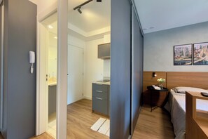 1 bedroom, iron/ironing board, WiFi, bed sheets - Apartment in Perdizes, 4th floor, with A/C, near Allianz Arena. (São Paulo)
