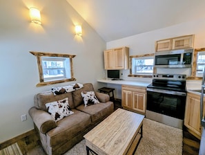 Unclassified image, 4 of 10, button - Fireside Cabin 15, Cozy Couple's Cabin, Pet Friendly & Near Devil's Lake (Baraboo)