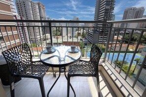 Outdoor dining - Apartment in Perdizes, 9th floor, with A/C, near Allianz Arena. (São Paulo)