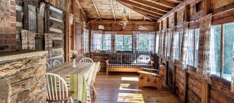 Cozy Log Cabin | Algonquin Shores