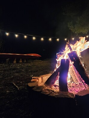 Property grounds - Cozy Log Cabin | Algonquin Shores (Dwight)