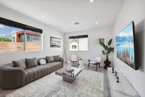 Imagen sin descripción, 3 de 42, botón