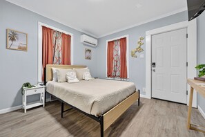 Unclassified image, 2 of 19, button - Simple & Comfy Tiny Pensacola Studio Unit 12 (Pensacola)