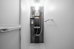 Apartamento | Banheiro | Chuveiro/banheira combinados, produtos de toalete grátis