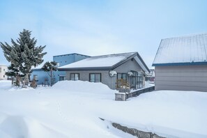 Exterior - PRUNOIA (Furano)