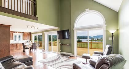 Cozy Coastal Home with Scenic Bay Views