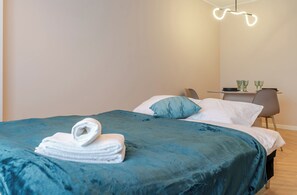 1 bedroom, iron/ironing board, WiFi, bed sheets - Spodek Urban Chic Studio (Katowice)