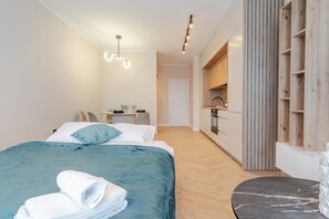 1 bedroom, iron/ironing board, WiFi, bed sheets - Spodek Urban Chic Studio (Katowice)