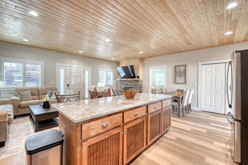 Lakeview Villa #3 near Lake Chatuge.