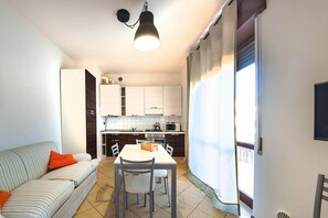 Living area - Casa Laura, Torri del Benaco (Torri Del Benaco)