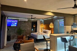 Unclassified image, 3 of 21, button - Vrbo Property (Isla Mujeres)