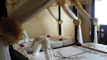 Deluxe-Zweibettzimmer | Kostenloses WLAN, Bettwäsche