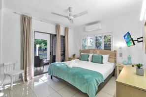 6 Schlafzimmer, Bügeleisen/Bügelbrett, Reisekinderbett, WLAN