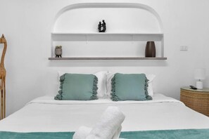 6 Schlafzimmer, Bügeleisen/Bügelbrett, Reisekinderbett, WLAN