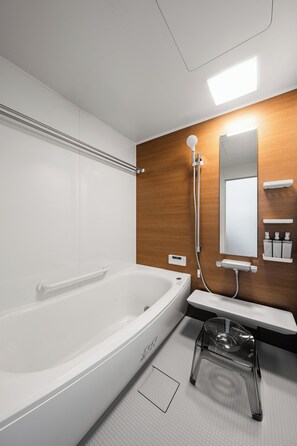 Apartment | Bathroom | Free toiletries, hair dryer, slippers, bidet - NONNO ASAHIKAWA (Asahikawa)