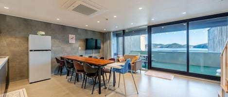 Basic Room, 1 Bedroom (B102) | 1 bedroom, WiFi (free)