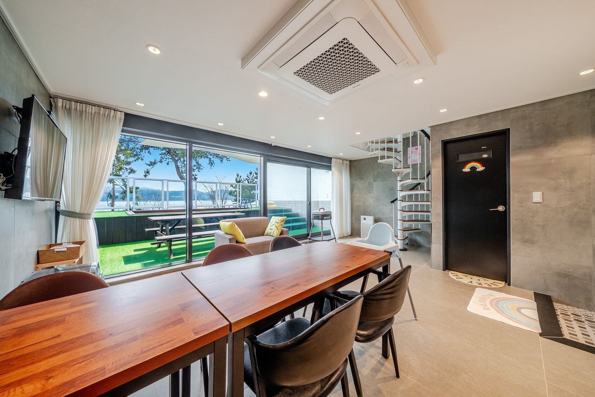 Basic Room, 1 Bedroom (C102) | 1 bedroom, WiFi (free)