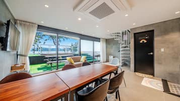 Basic Room, 1 Bedroom (C102) | 1 bedroom, WiFi (free)