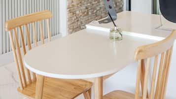 1 bedroom, WiFi (free)