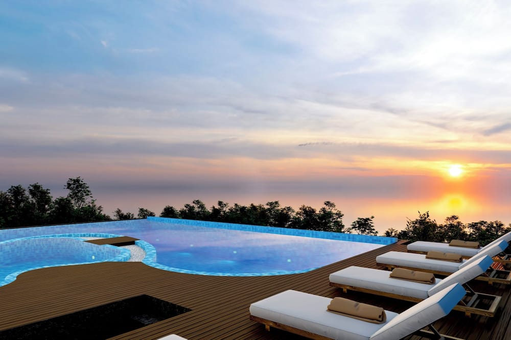 THE SAND Suites & Villas