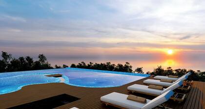 THE SAND Suites & Villas