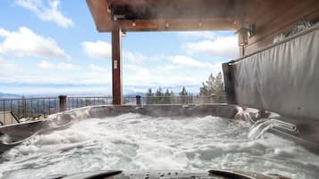 Baignoire à remous extérieure