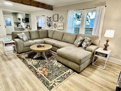 Newly renovated 3-bedroom home with backyard & space for the family