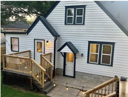 Newly renovated 3-bedroom home with backyard & space for the family