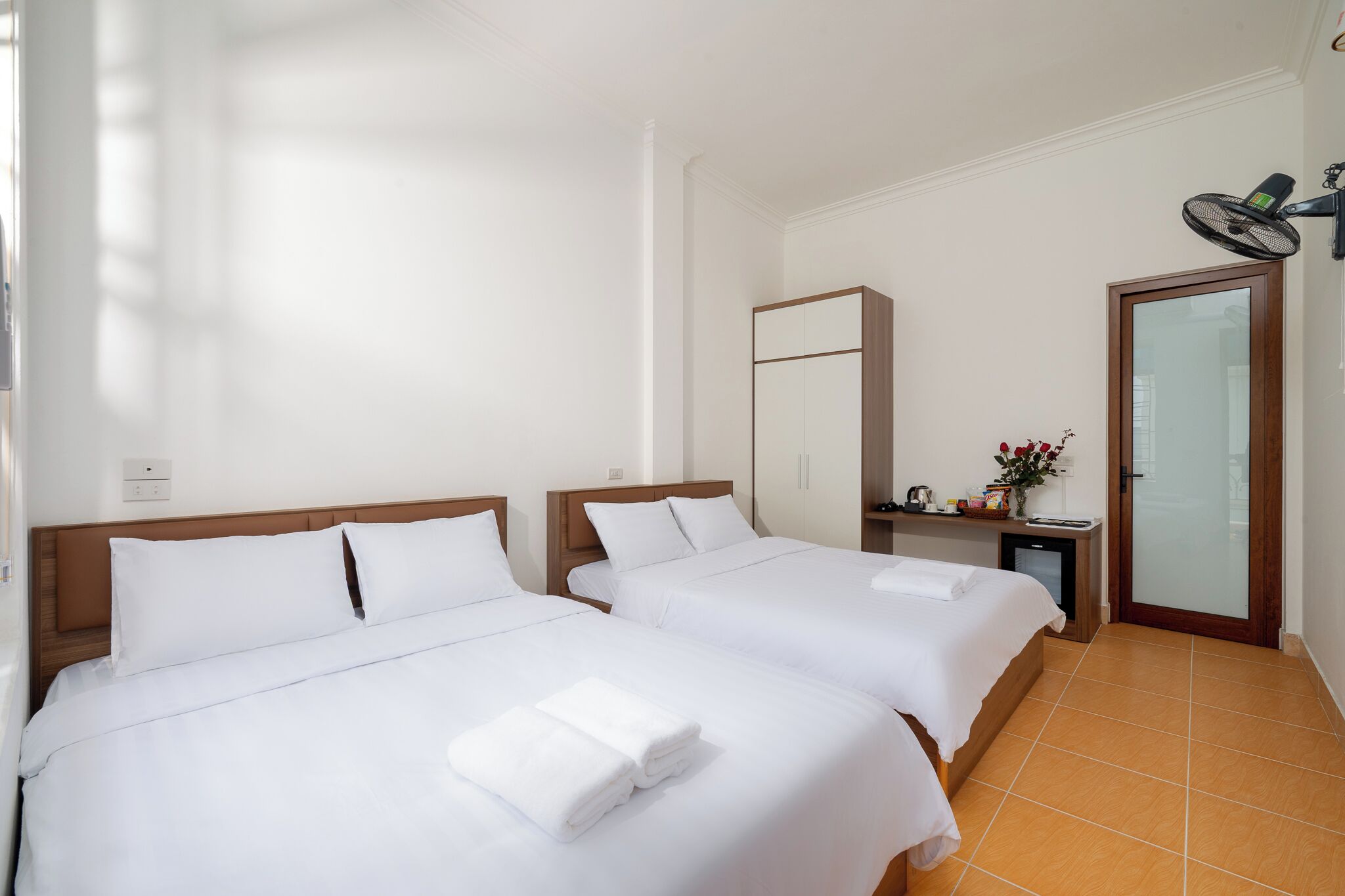 Chambre Quadruple, vue ville