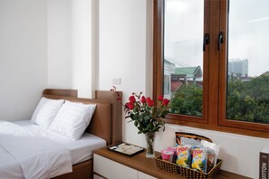 Family Double Room, Balcony, City View | Desk, laptop workspace, free WiFi - Sao Phuong Nam Hotel (Ninh Binh)