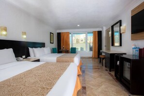 2 bedrooms, iron/ironing board, WiFi, bed sheets - 2BR Sleeps 6 - 3 Bath - Krystal Vacation Club Cancun - Optional All-Inclusive (Cancún)