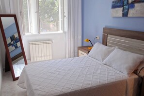 2 bedrooms, WiFi, bed sheets - Ignacio A Apartment next to beach in Lariño (Lariño)