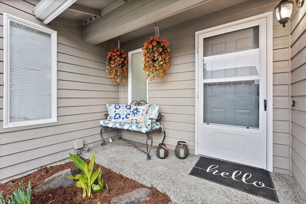 Unclassified image, 1 of 37, button