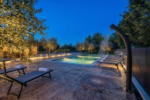 Pool - Residenza Lugana - Apt 3, Peschiera del Garda, Italy (Peschiera del Garda)