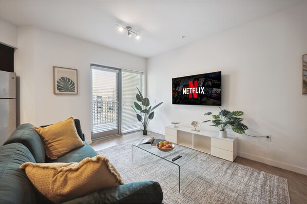 Unclassified image, 1 of 23, button - Chic 1BR Apartment in Hollywood – Luxury & Comfort (West Hollywood)