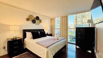 2 bedrooms, desk, iron/ironing board, free WiFi