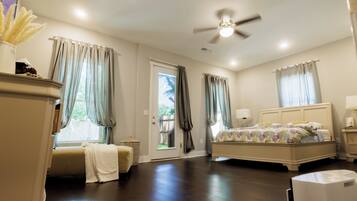 Ferros/tábuas de passar roupa, acesso à internet, roupa de cama