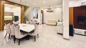 Imagen sin descripción, 4 de 23, botón