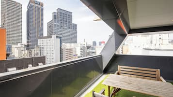 Standard Quadruple Room, Balcony, City View | Terrace/patio