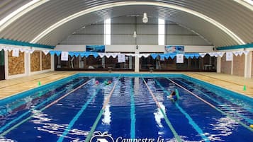 Una piscina techada