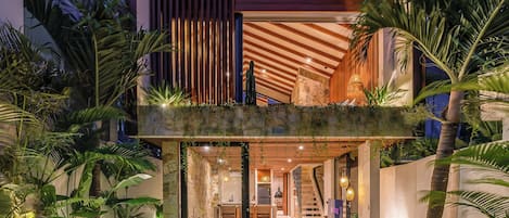 TARA Bingin Villa | In-room safe, desk, laptop workspace, free WiFi