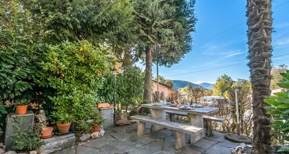 Casa Naima: Family House Terrace & Peaceful Location