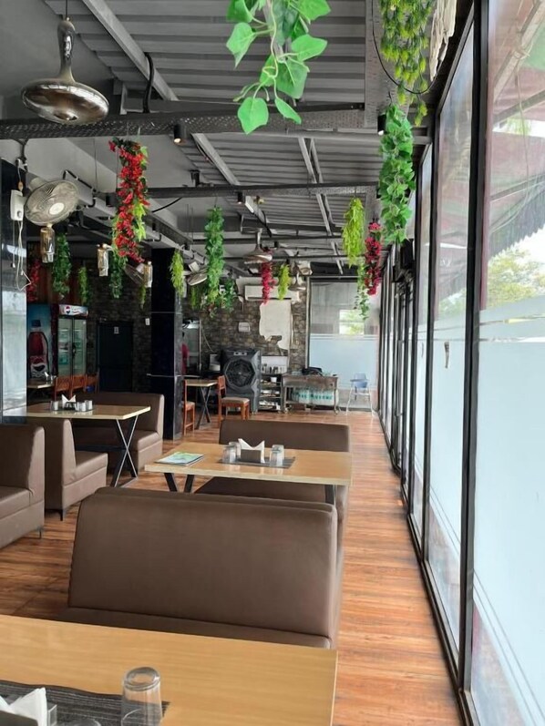 未分類圖片,第 1 張 (共 11 張),按鈕