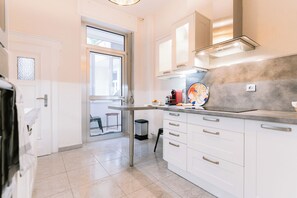 Unclassified image, 3 of 13, button - Vrbo Property (Metz)