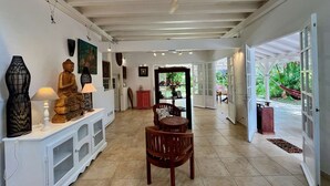 Unclassified image, 4 of 26, button - Villa Papyrus - sleeps 8 - swimming pool (LE MARIN)