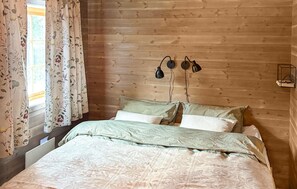 3 bedrooms - 3 bedroom nice home in Fannrem (Fannrem)